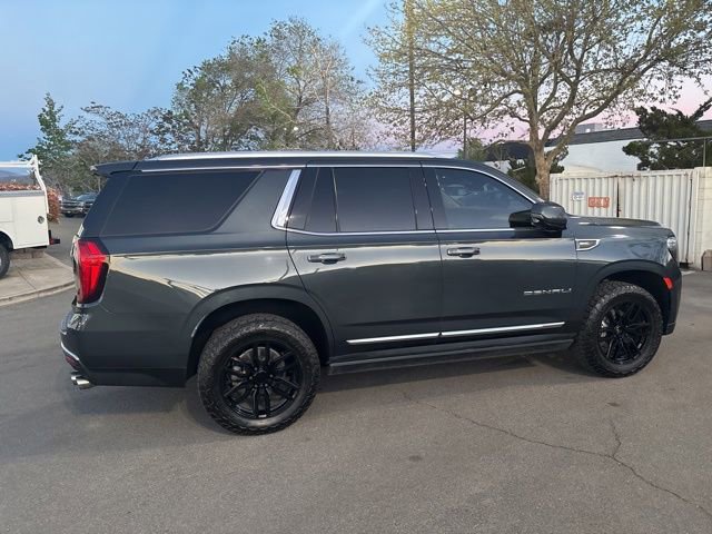 Used 2021 GMC Yukon Denali w/ Denali Premium Package image 9