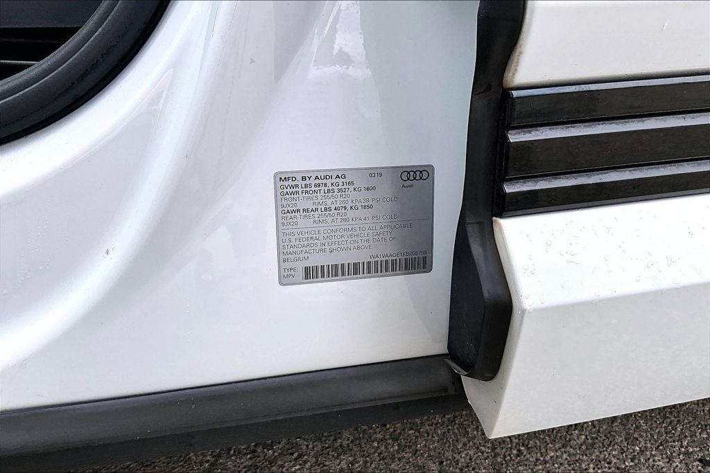 Used 2019 Audi e-tron Prestige AWD/4WD image 34