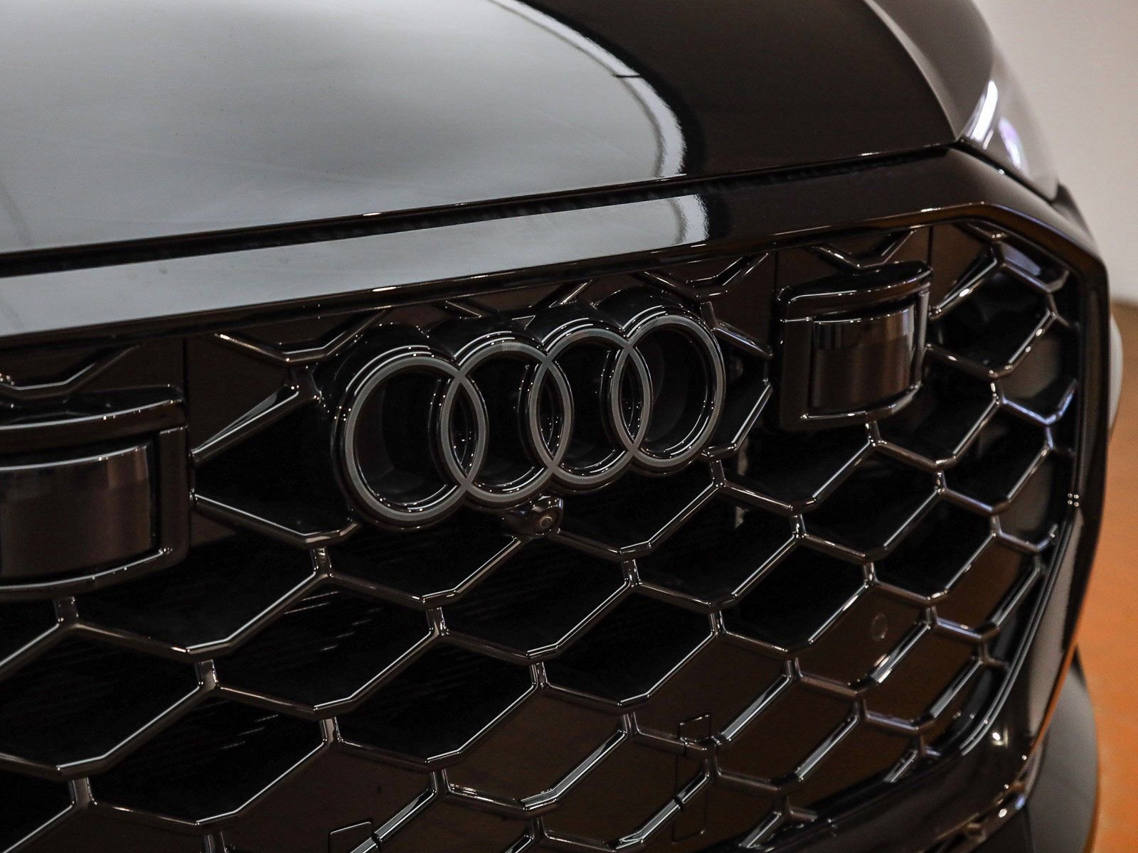 New 2026 Audi RS Q8 performance image 15