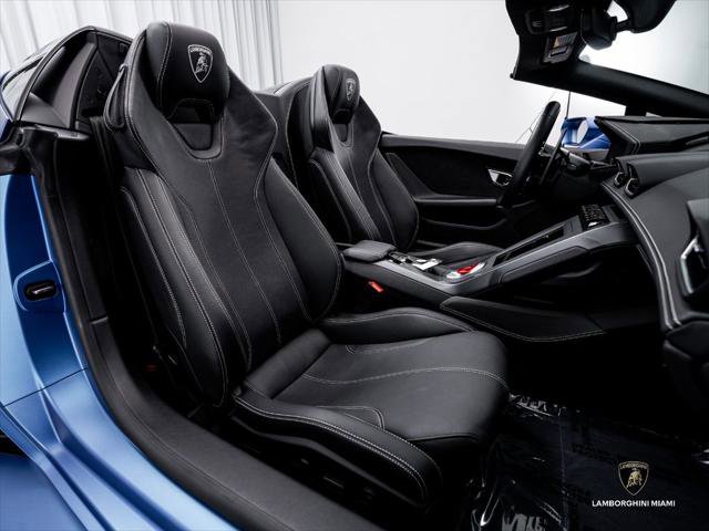 Used 2023 Lamborghini Huracan EVO RWD image 39