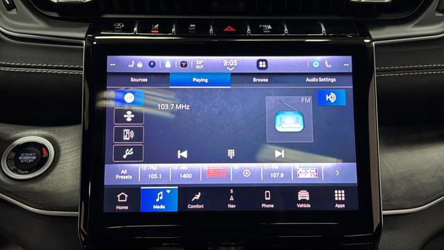 Used 2022 Jeep Grand Cherokee L Limited image 17