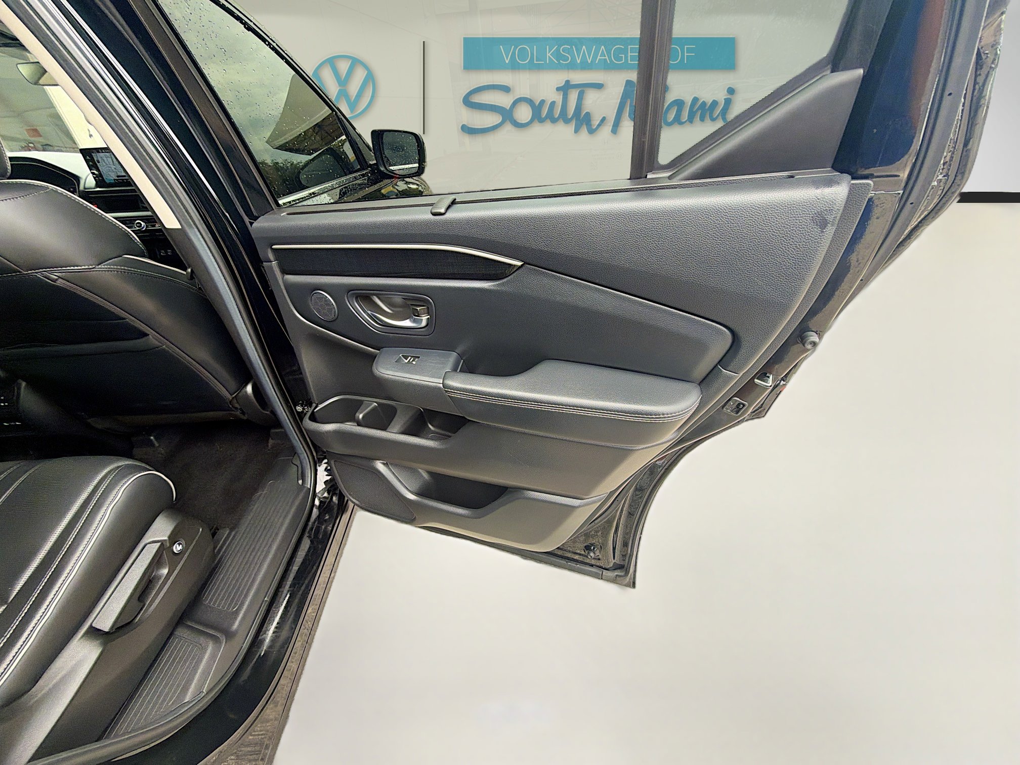 Used 2025 Honda Pilot Elite image 31