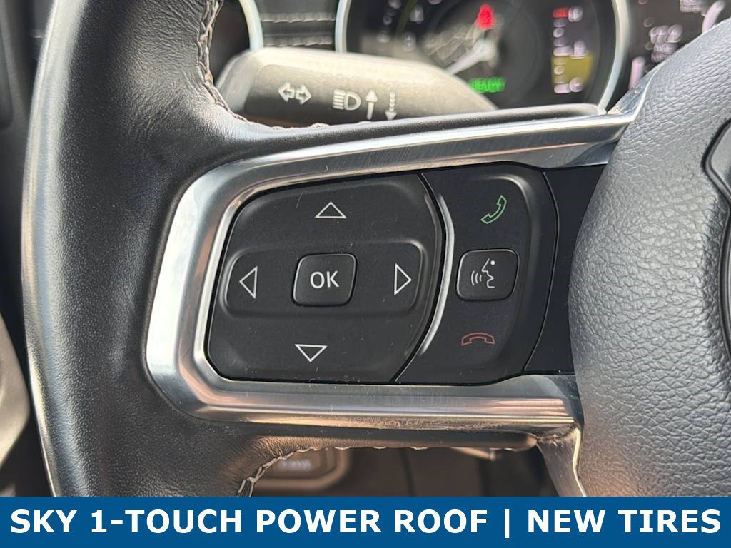 Used 2023 Jeep Wrangler Unlimited Sahara w/ Cold Weather Group AWD/4WD image 19