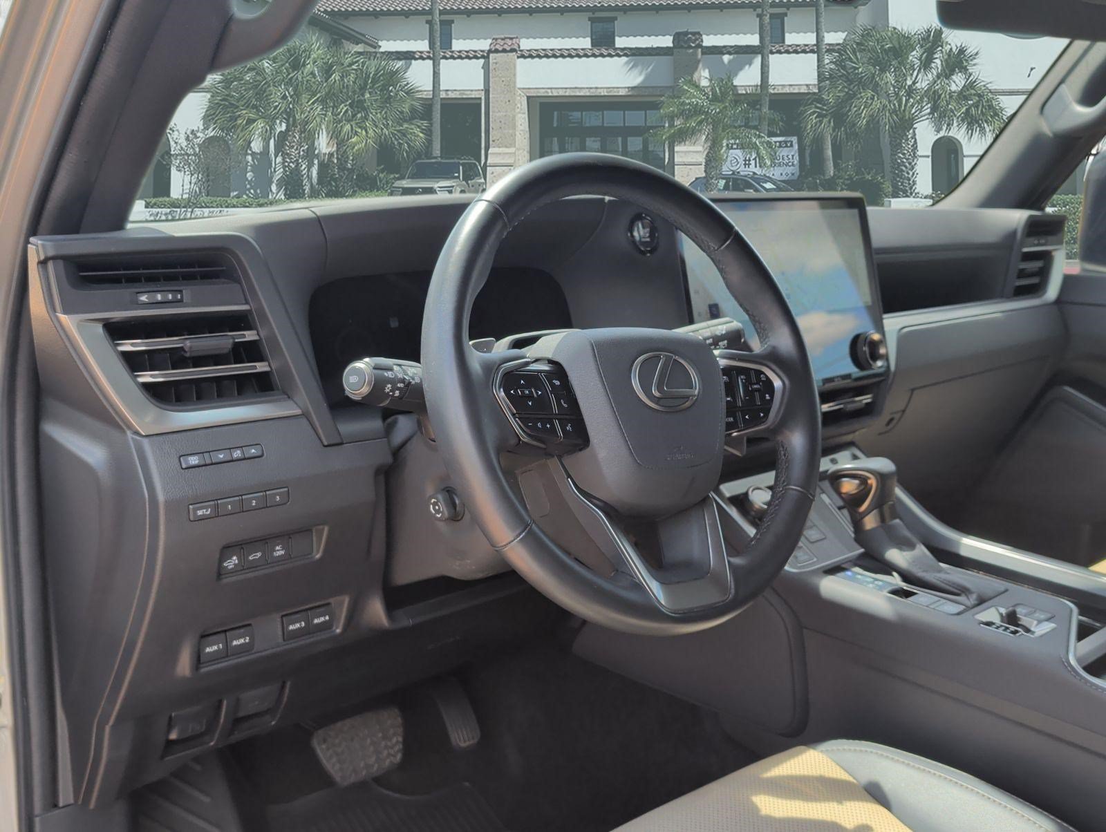 Certified 2025 Lexus GX 550 AWD/4WD image 12