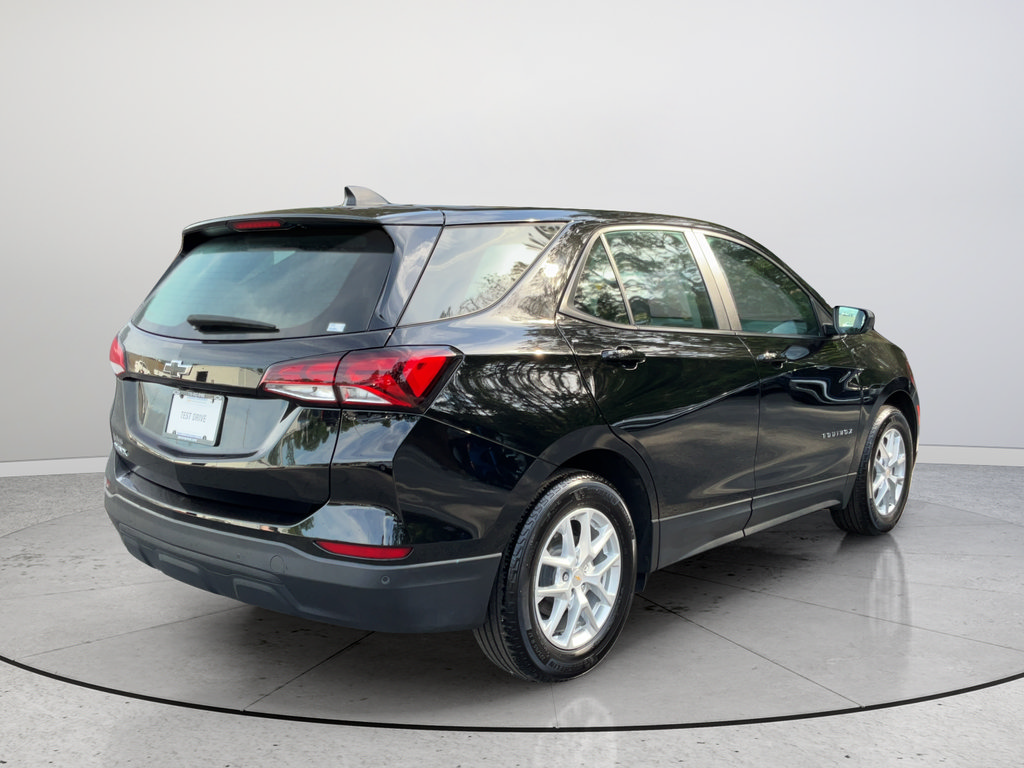 Certified 2024 Chevrolet Equinox LS w/ Driver Confidence II Package FWD image 7