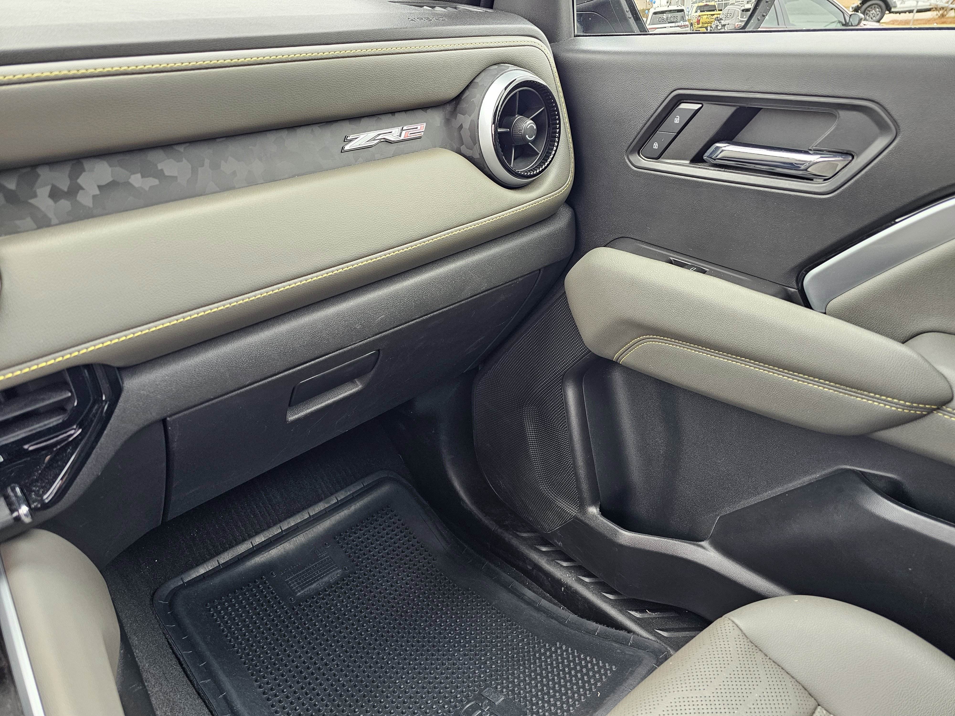 Used 2023 Chevrolet Colorado ZR2 w/ ZR2 Convenience Package III image 25