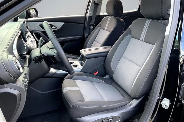 Used 2025 Chevrolet Blazer LT image 21