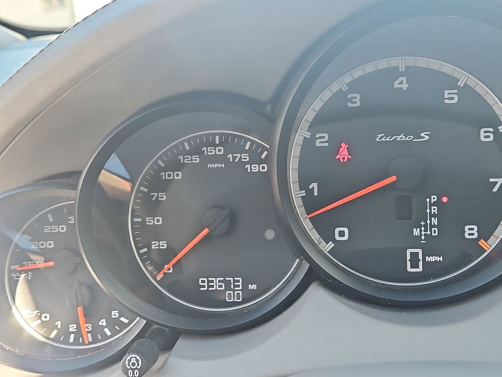 Used 2014 Porsche Cayenne Turbo image 13