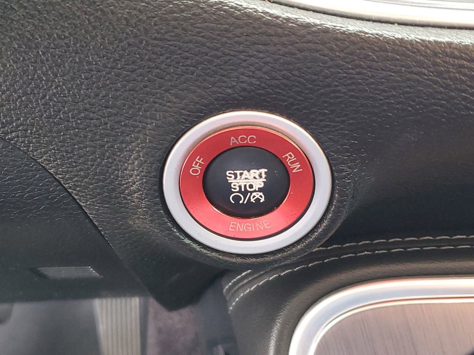 Used 2016 Dodge Challenger R/T w/ Blacktop Package image 22