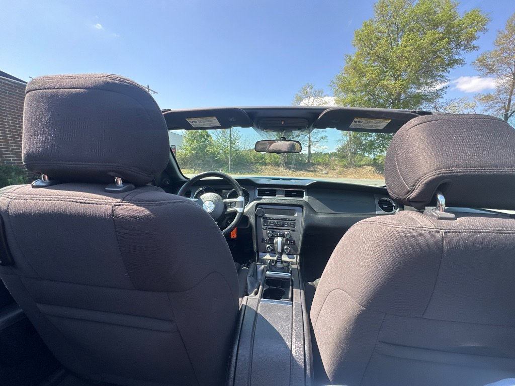 Used 2013 Ford Mustang Convertible image 24