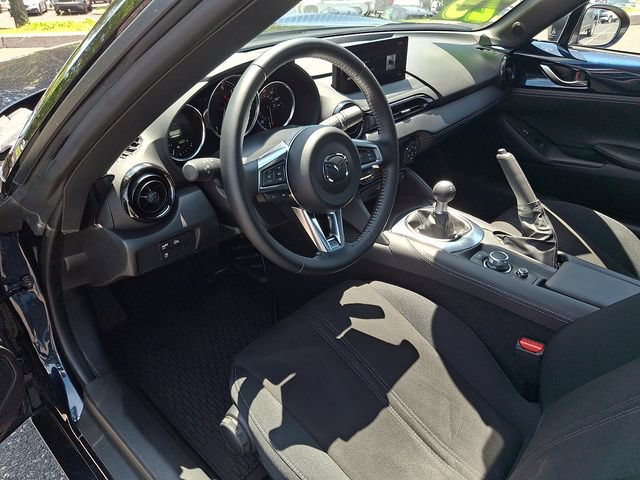 Used 2025 MAZDA MX-5 Miata Club w/ Weather Package RWD image 14