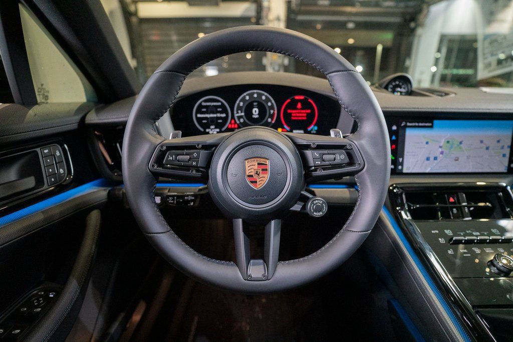 New 2026 Porsche Panamera 4 AWD/4WD image 15