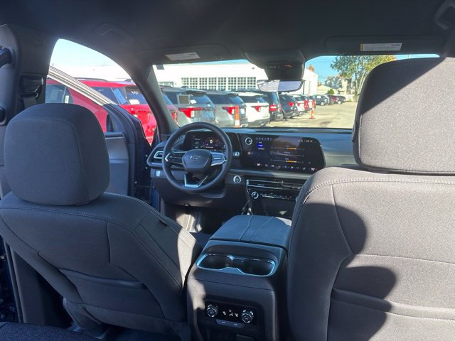 Used 2026 Chevrolet Traverse LT w/ Midnight/Sport Edition FWD image 26
