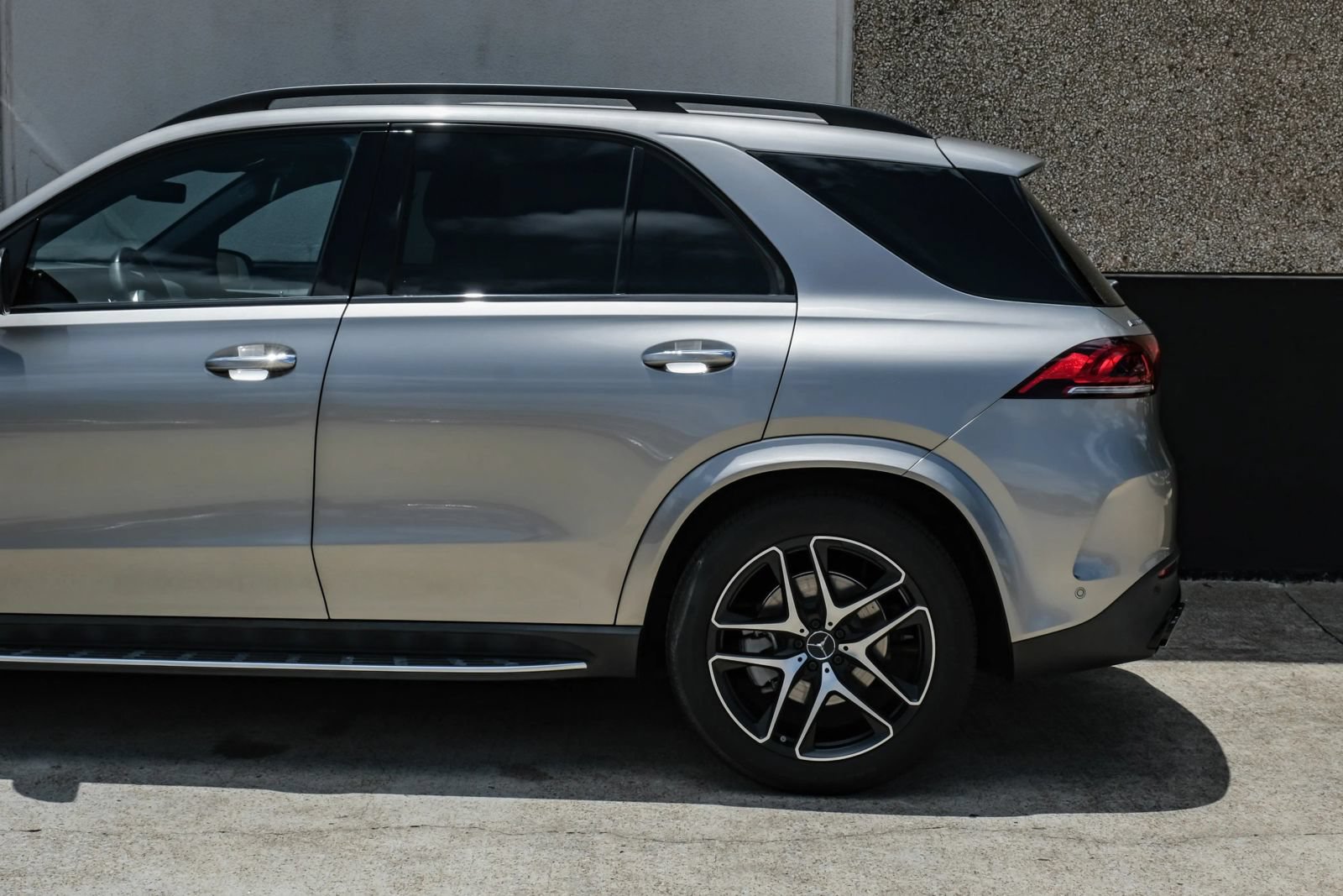 Used 2022 Mercedes-Benz GLE 53 AMG 4MATIC image 17