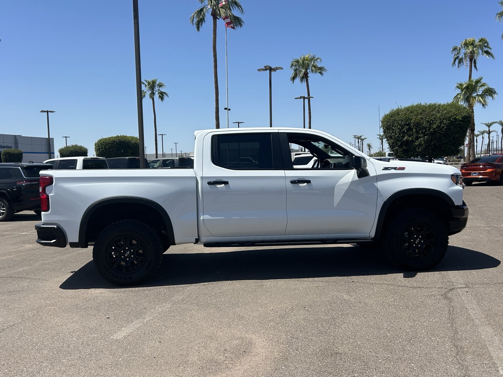 Certified 2025 Chevrolet Silverado 1500 ZR2 w/ Technology Package AWD/4WD image 6