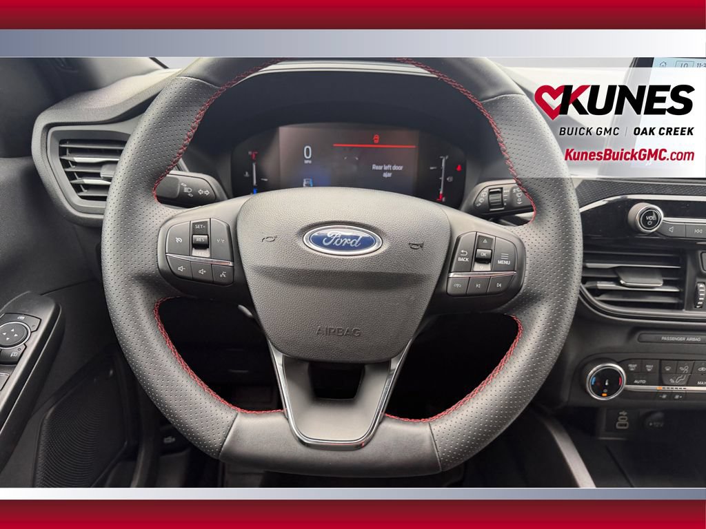 Used 2025 Ford Escape ST-Line AWD/4WD image 15
