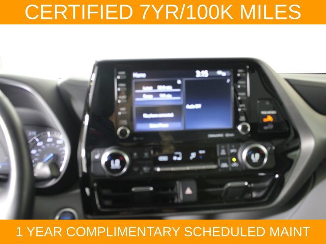 Used 2021 Toyota Highlander XLE AWD/4WD image 26