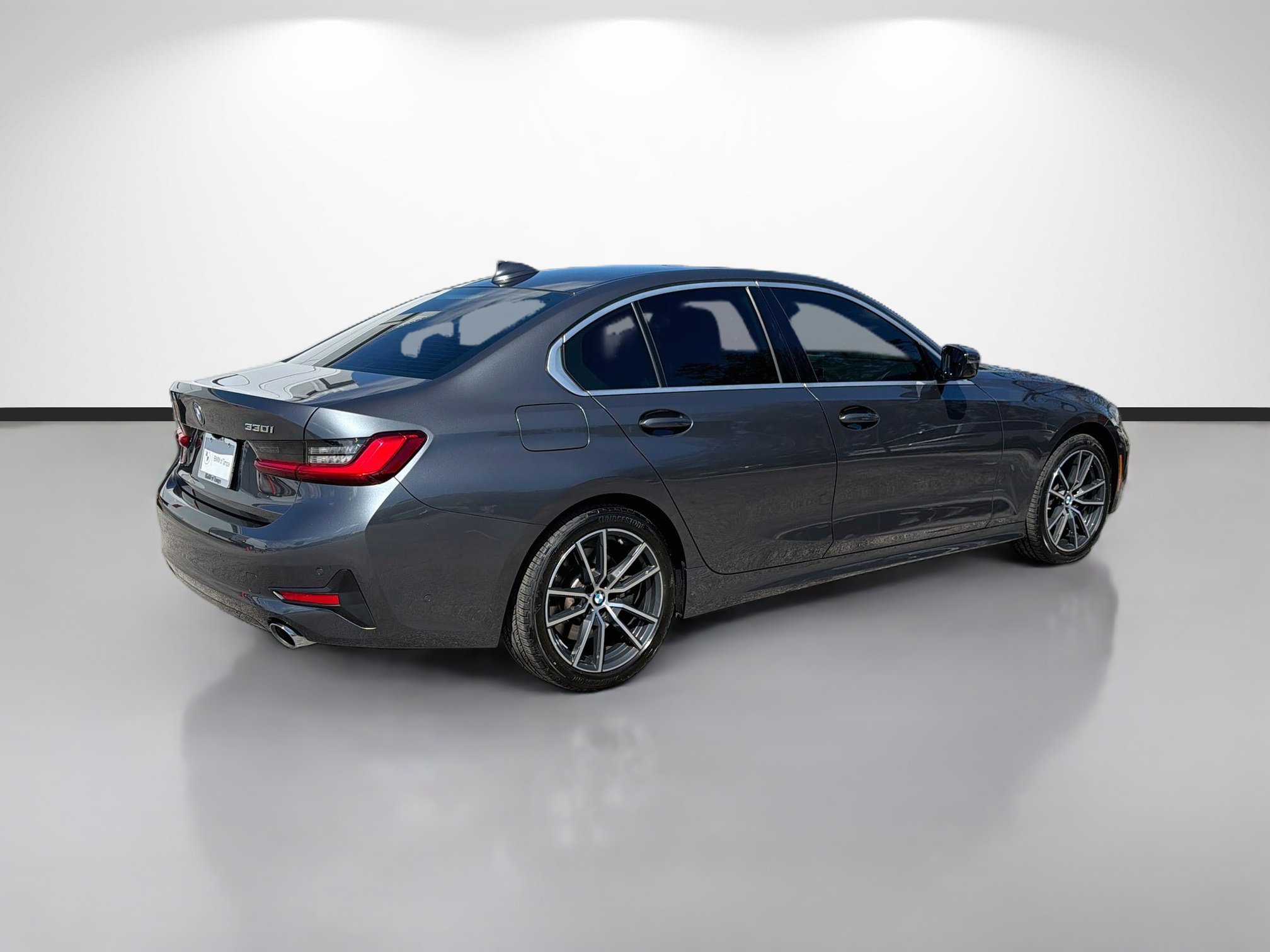 Used 2021 BMW 330i Sedan w/ Premium Package RWD image 3