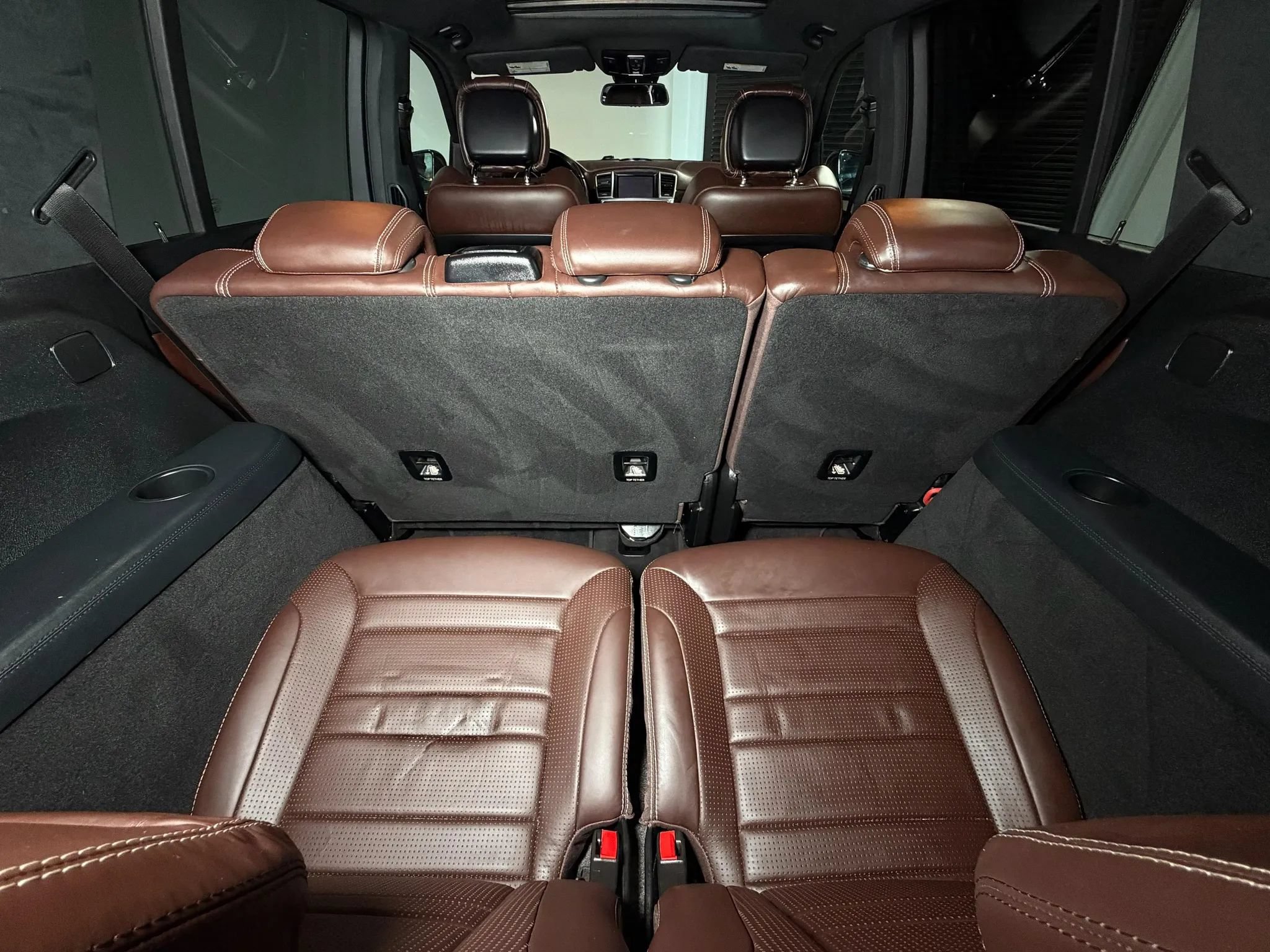 Used 2015 Mercedes-Benz GL 63 AMG 4MATIC image 9