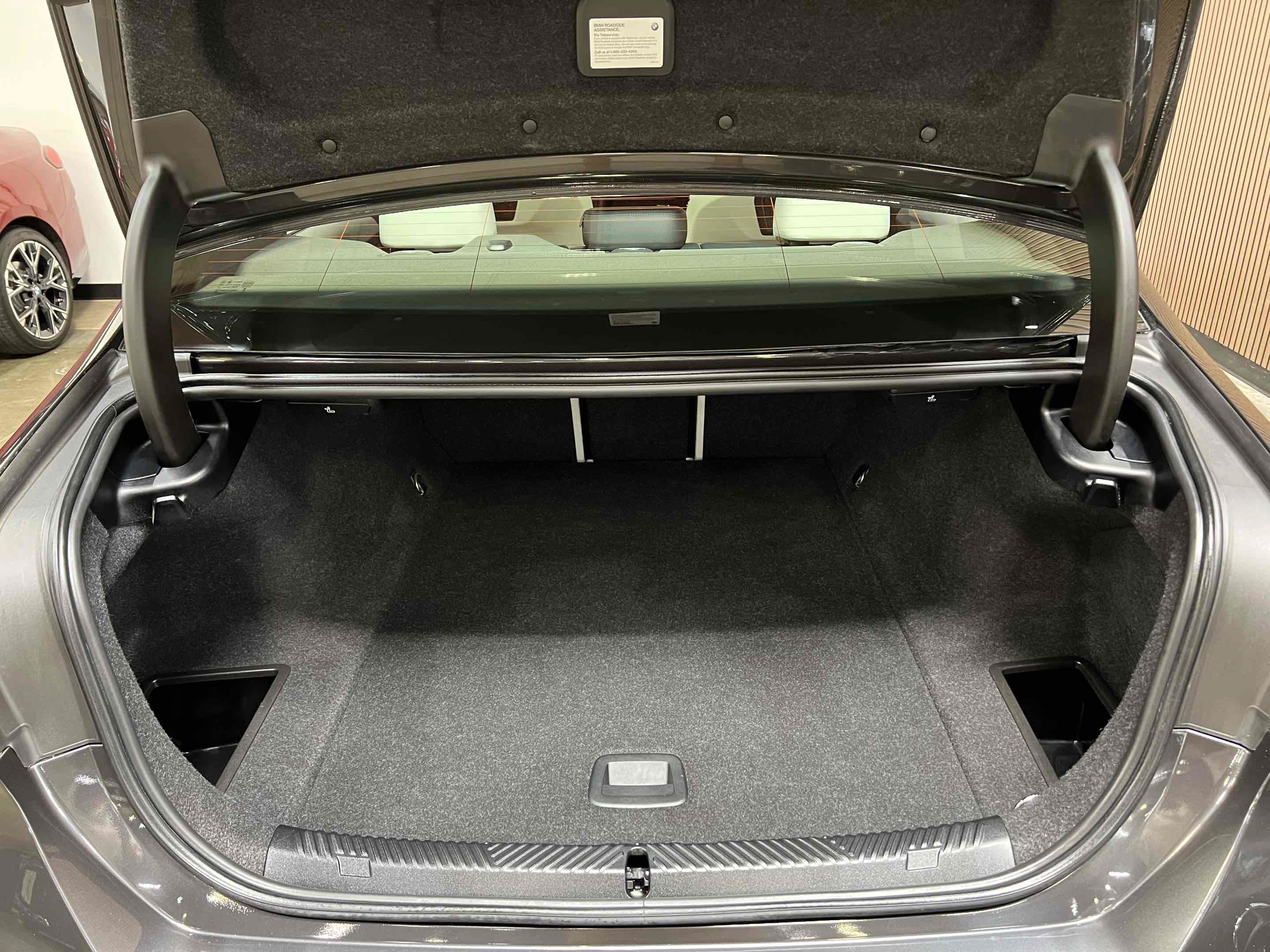 Used 2024 BMW i5 eDrive40i RWD image 91