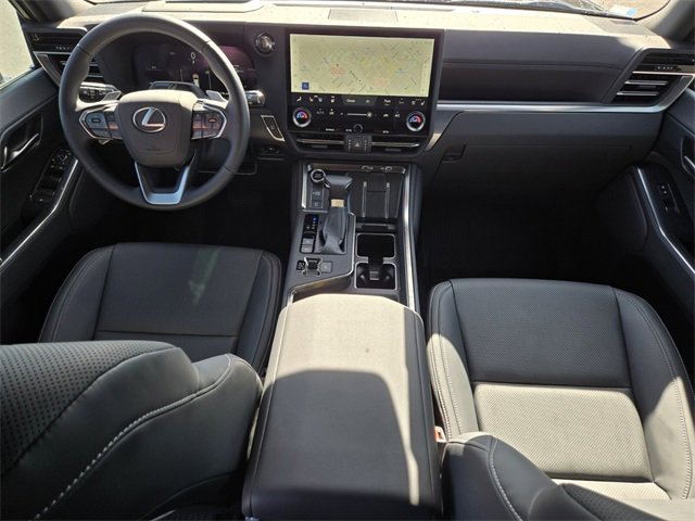 Used 2026 Lexus GX 550 w/ Accessory Package (2T) image 16