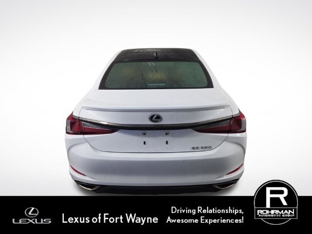 Used 2025 Lexus ES 350 w/ Accessory Package (Z1) FWD image 9