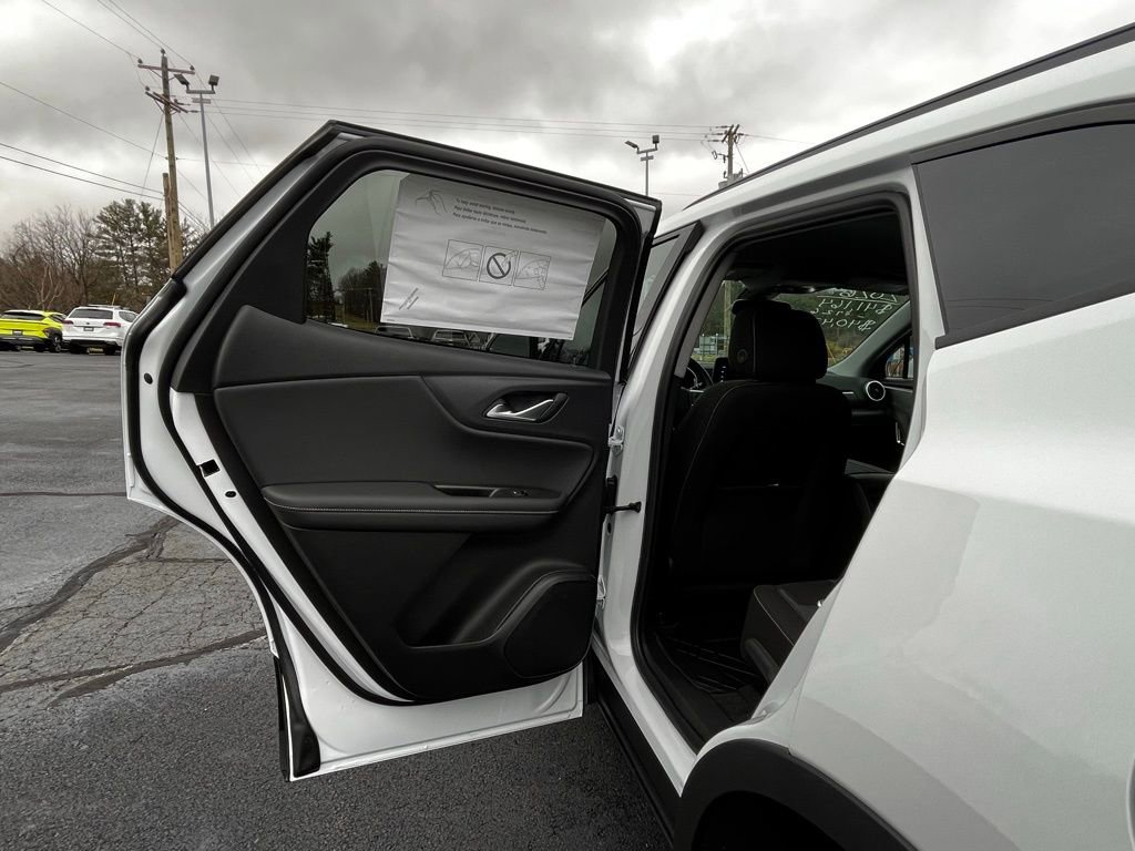 New 2026 Chevrolet Blazer LT w/ Convenience Package image 13