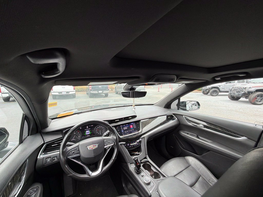 Used 2020 Cadillac XT6 Premium Luxury AWD/4WD image 12