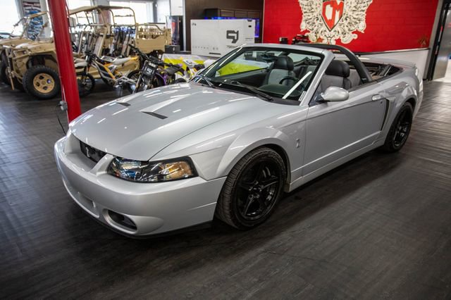 Used 2004 Ford Mustang Cobra image 2