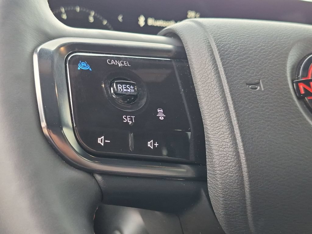 Certified 2025 Nissan Armada PRO-4X AWD/4WD image 25