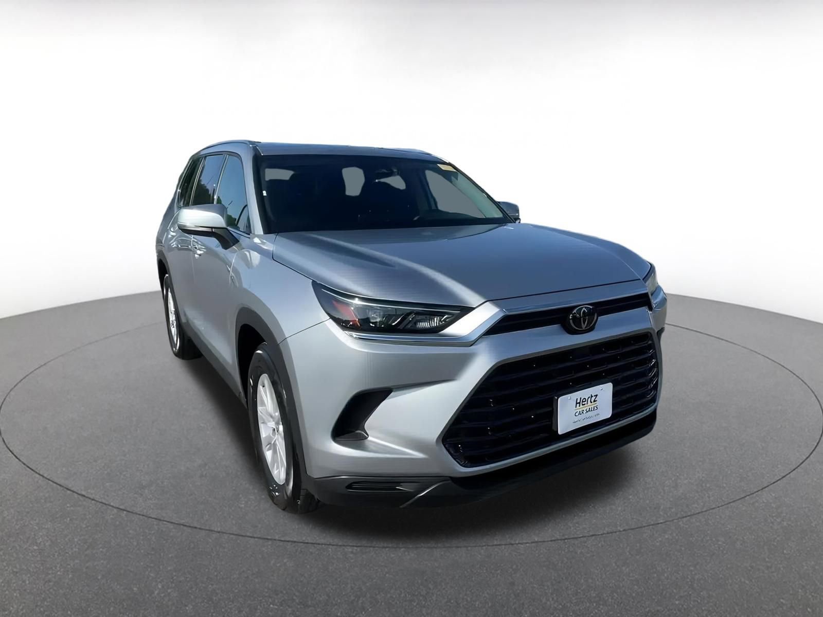 Used 2025 Toyota Grand Highlander FWD image 3