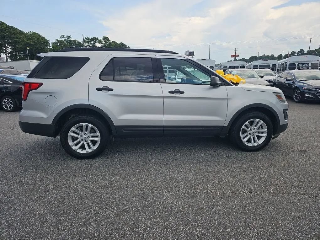 Used 2017 Ford Explorer 4WD image 9