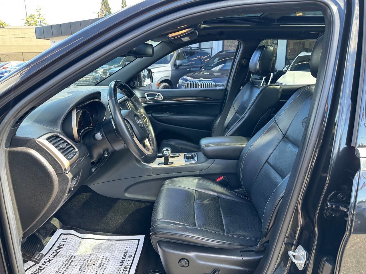 Used 2014 Jeep Grand Cherokee Overland image 39