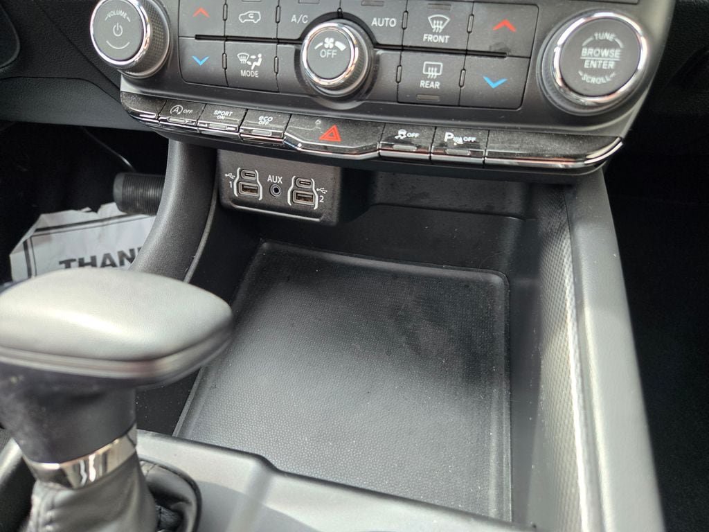 Used 2025 Dodge Durango GT AWD/4WD image 25