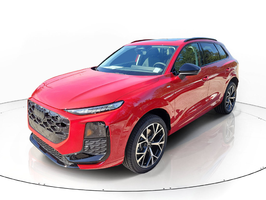 New 2026 Audi Q3 quattro 2.0T AWD/4WD image 2