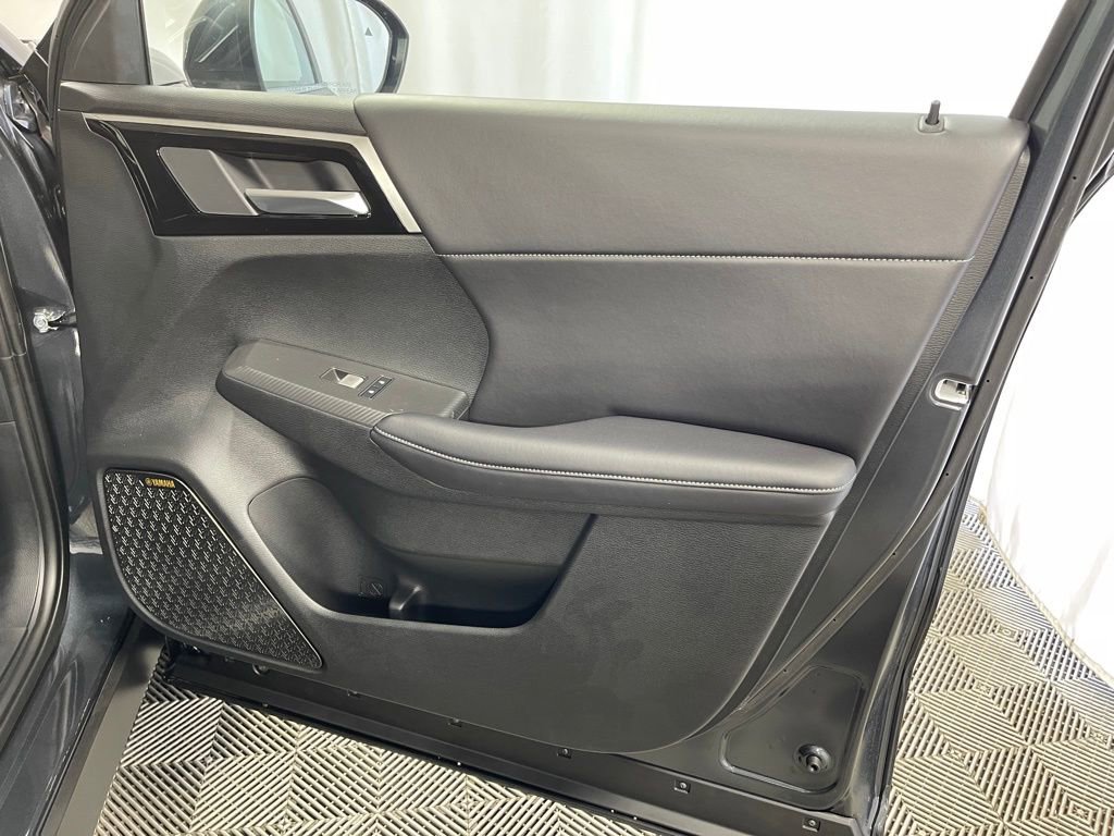 New 2025 Mitsubishi Outlander SE image 31