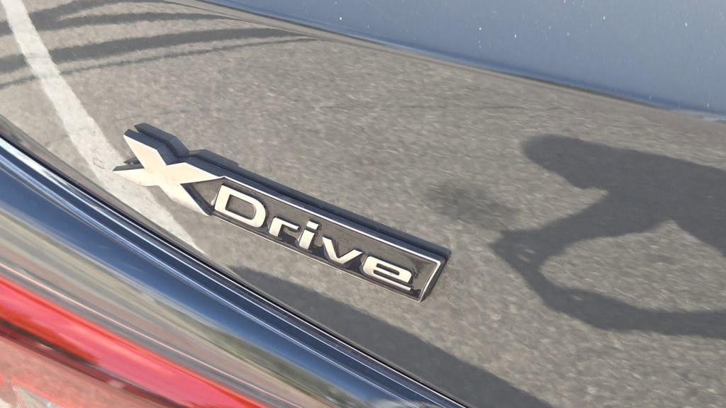 Used 2022 BMW 440i xDrive Convertible w/ M Carbon Exterior Package AWD/4WD image 25