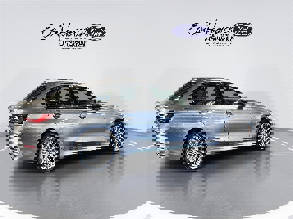 Used 2023 BMW 330i Sedan image 9