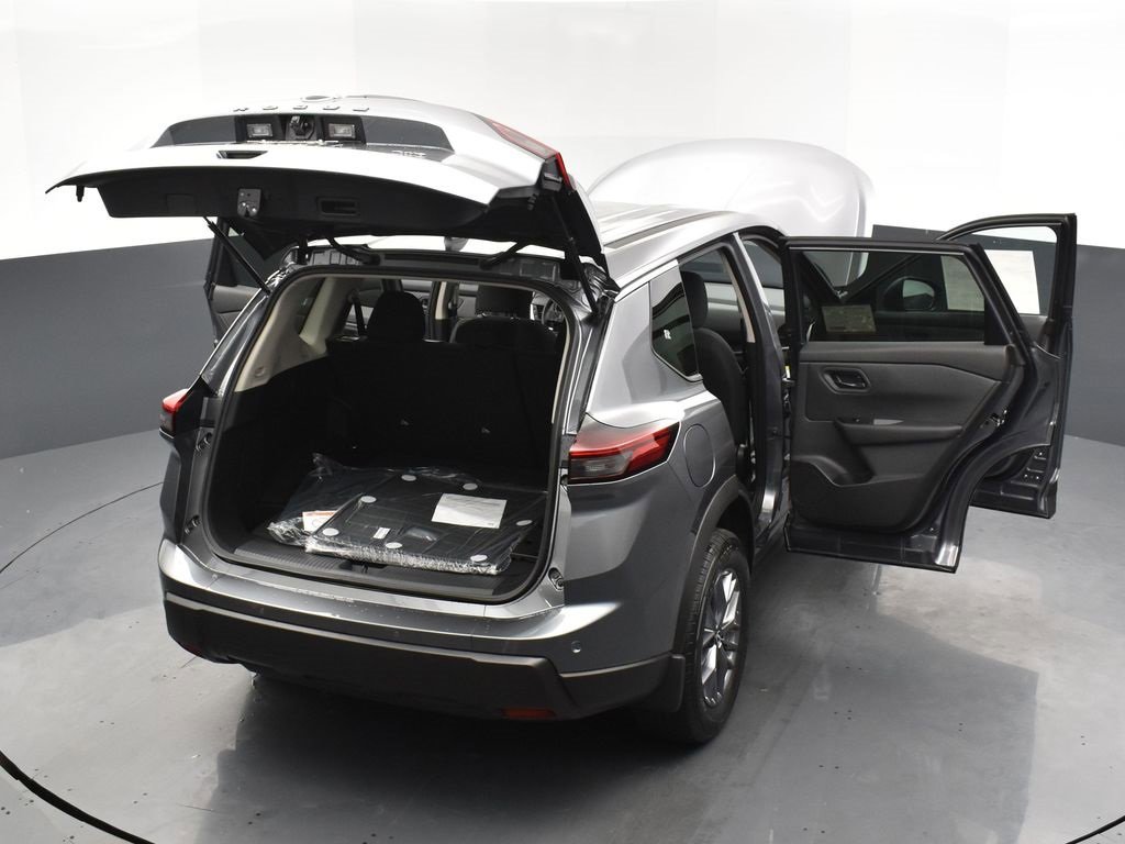 New 2026 Nissan Rogue S image 30