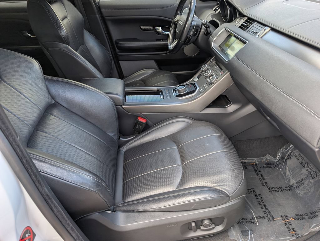 Used 2018 Land Rover Range Rover Evoque SE AWD/4WD image 12