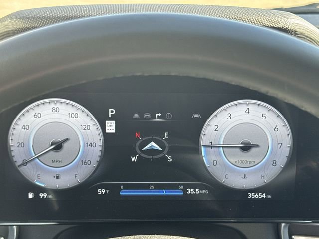 Used 2025 Hyundai Elantra SEL image 14