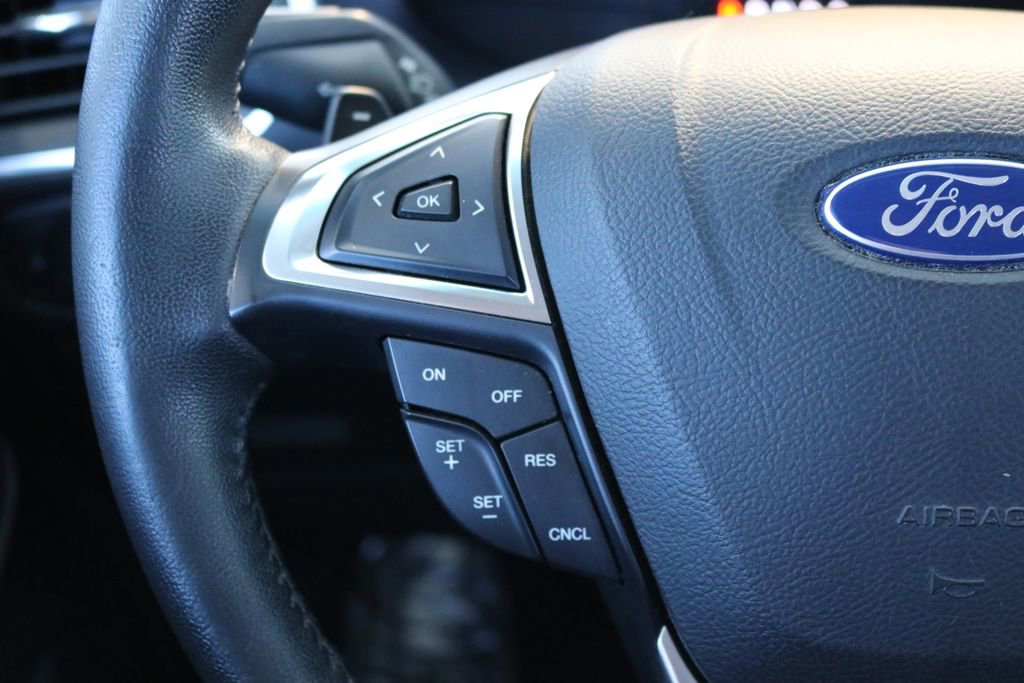 Used 2017 Ford Edge Titanium image 45