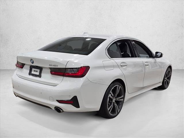Used 2022 BMW 330i Sedan w/ Driving Assistance Package RWD image 5