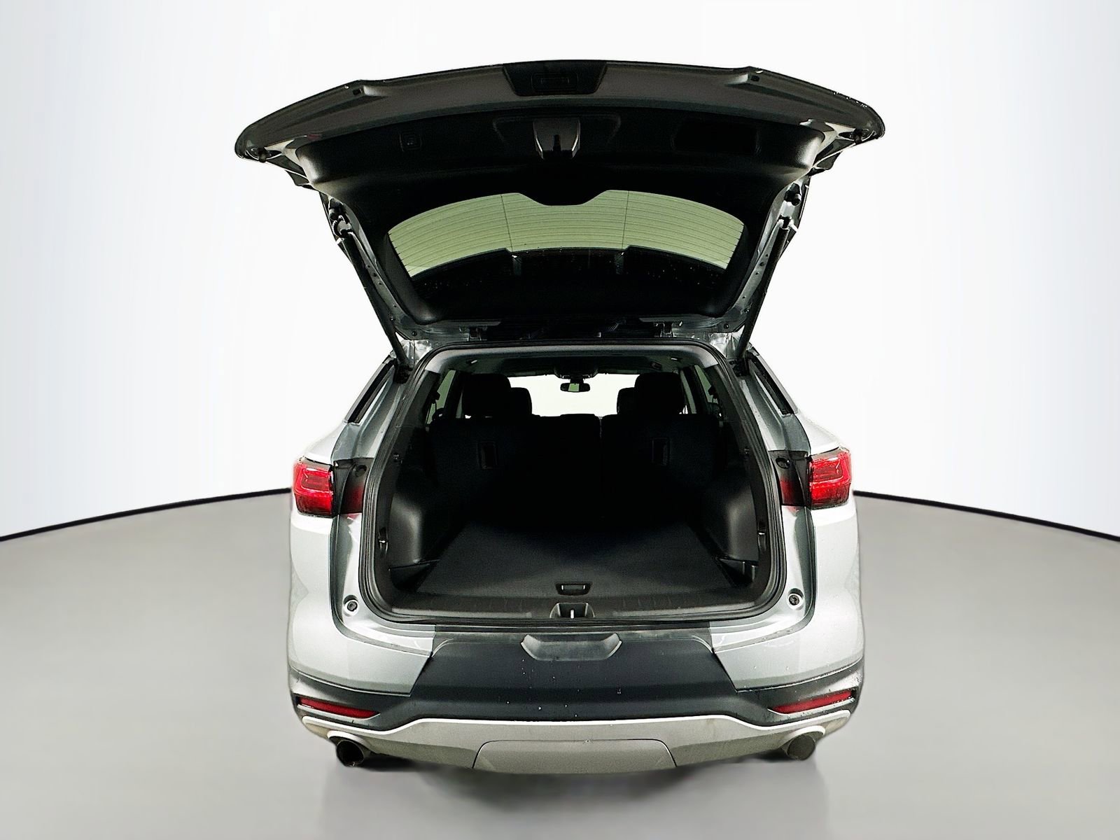 New 2024 Chevrolet Blazer LT w/ LPO, Black Sport Package image 24