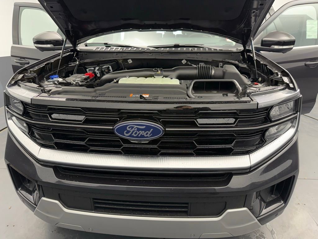 New 2026 Ford Expedition Max Platinum image 15