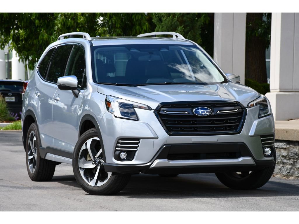 Used 2023 Subaru Forester Touring AWD/4WD image 1