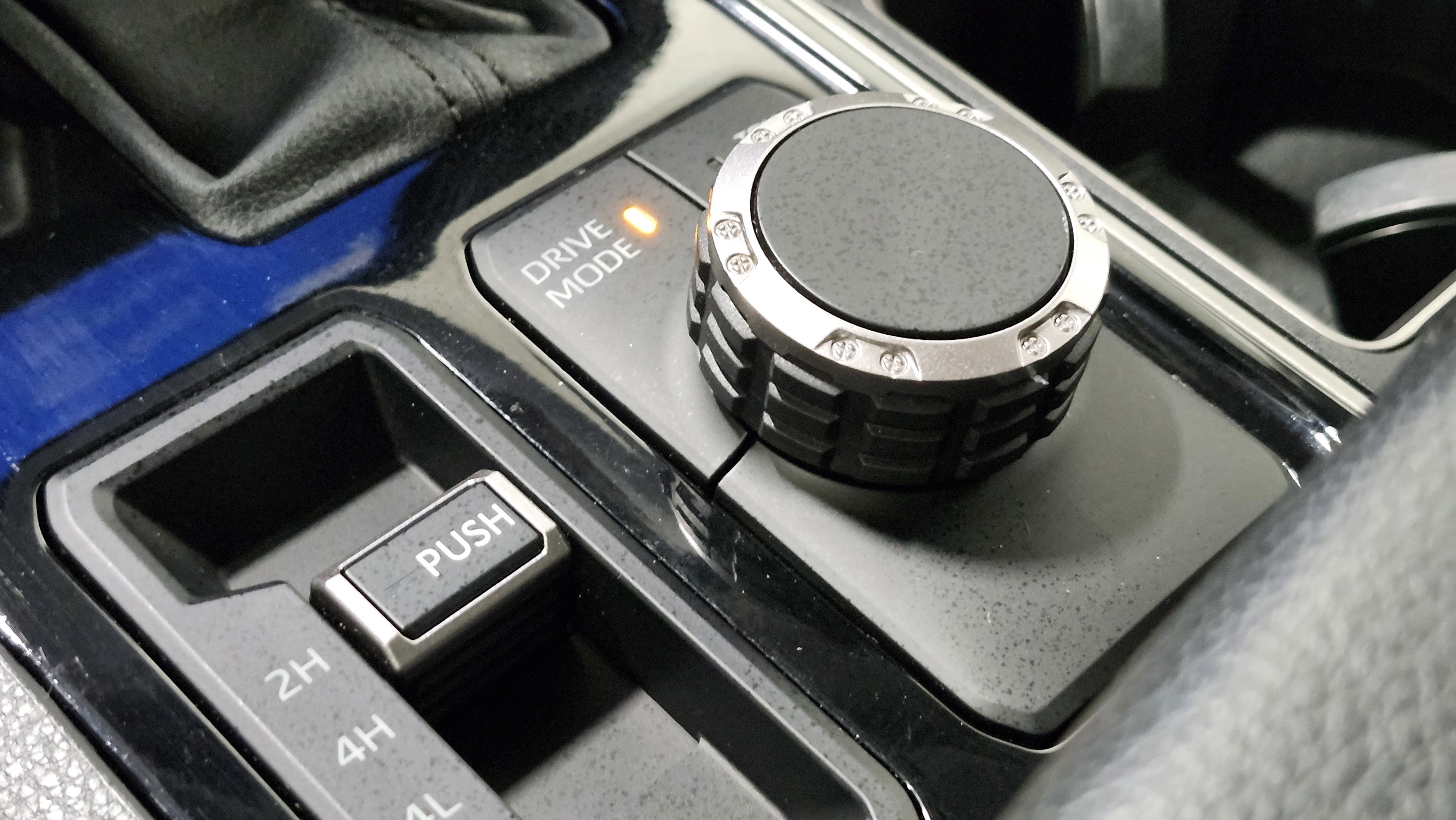 Used 2022 Toyota Tundra SR5 w/ SR5 Convenience Package image 27