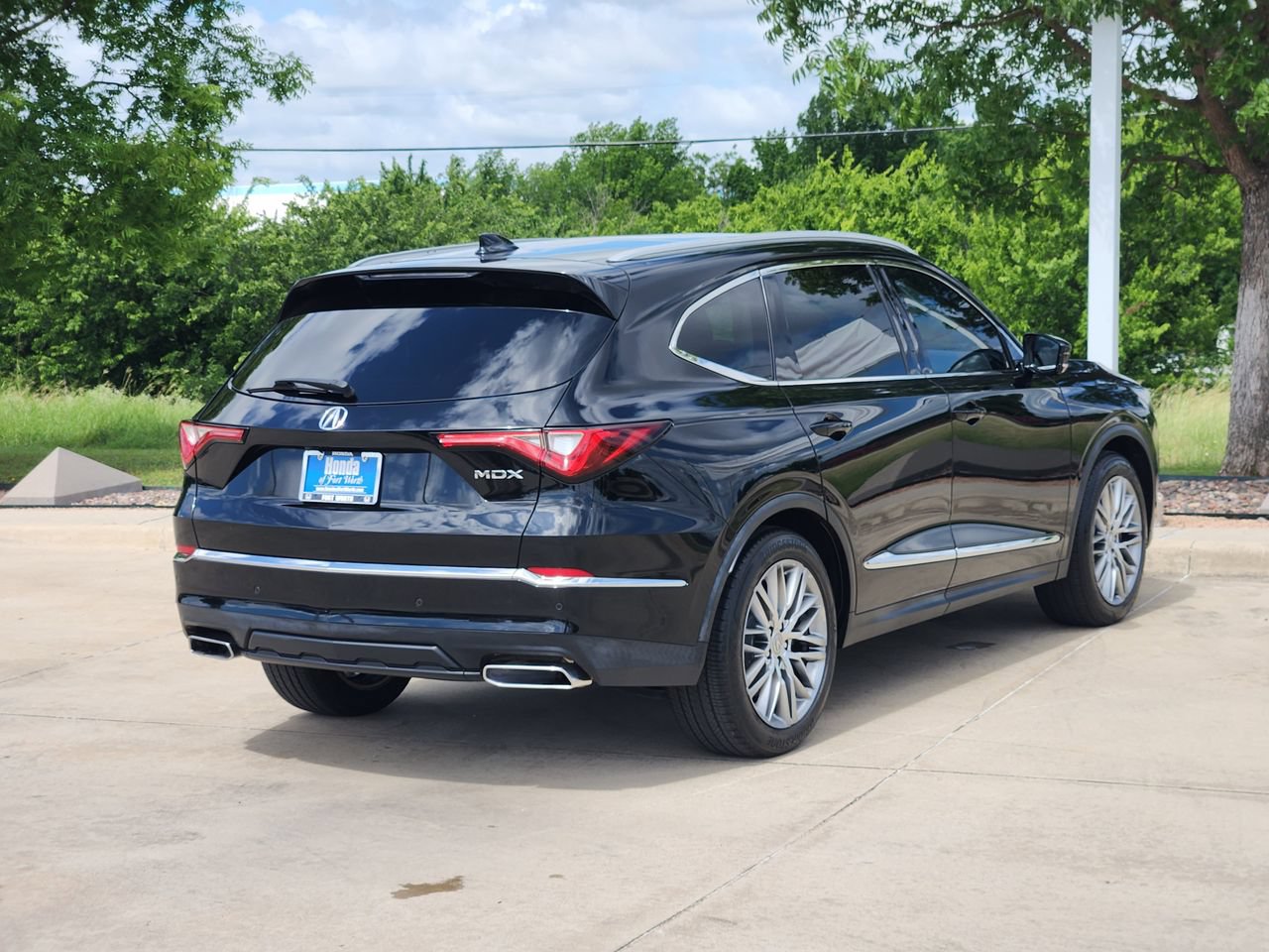 Used 2022 Acura MDX SH-AWD w/ Advance Package image 5