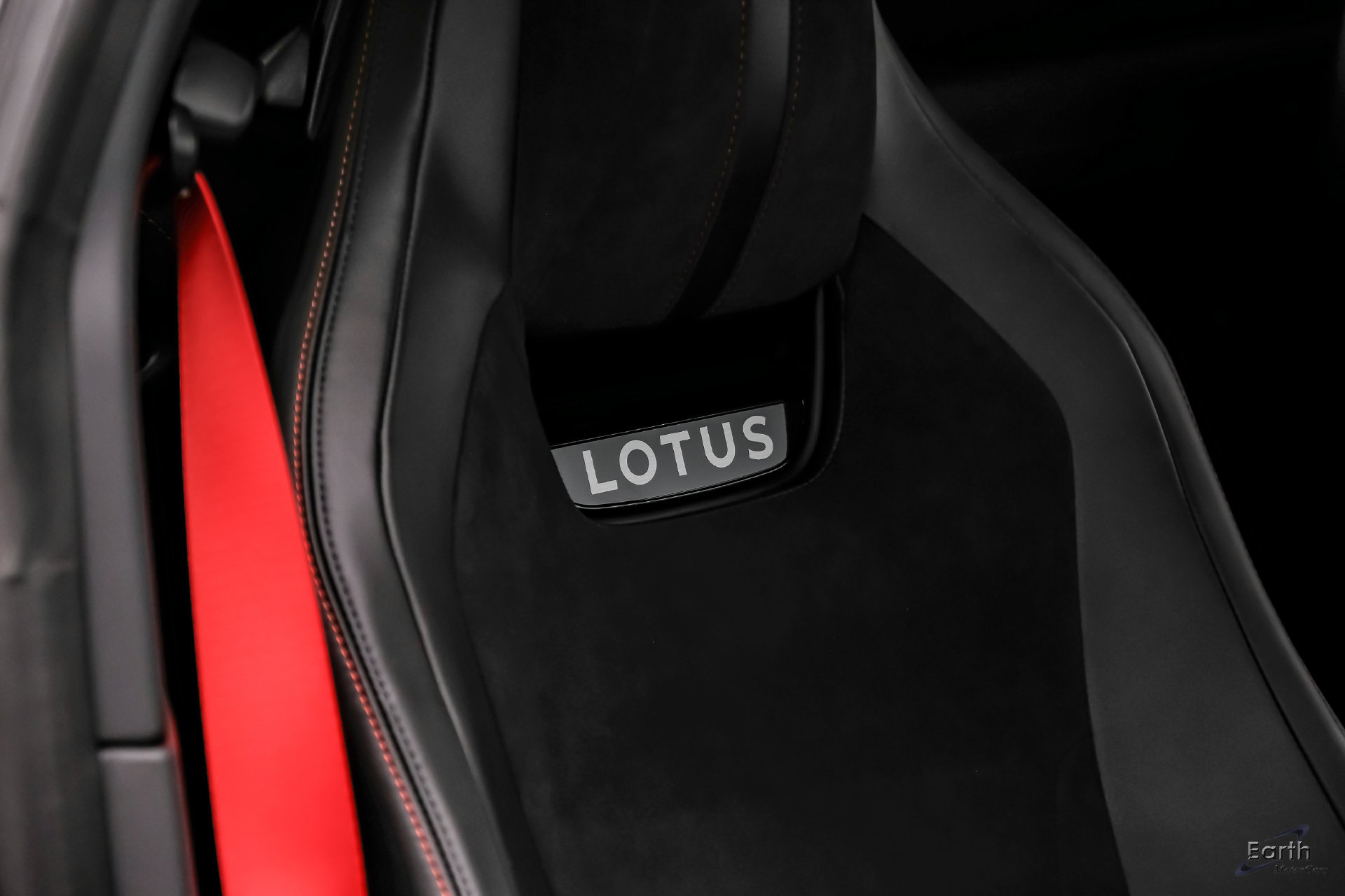 Used 2026 Lotus Emira RWD image 59