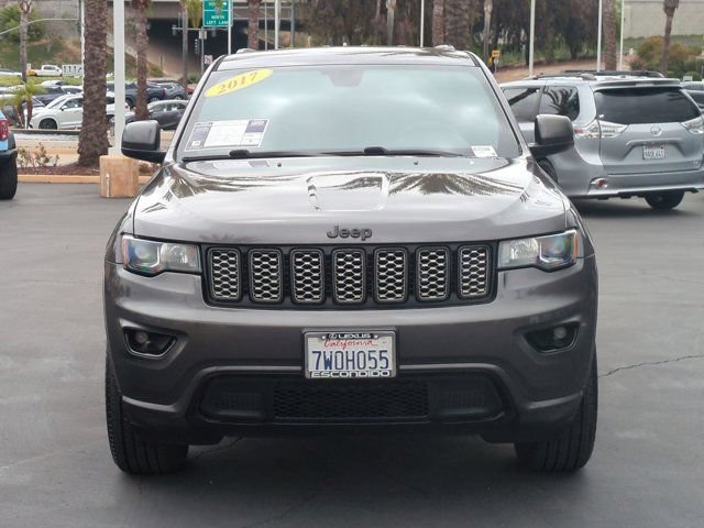 Used 2017 Jeep Grand Cherokee Altitude AWD/4WD image 2